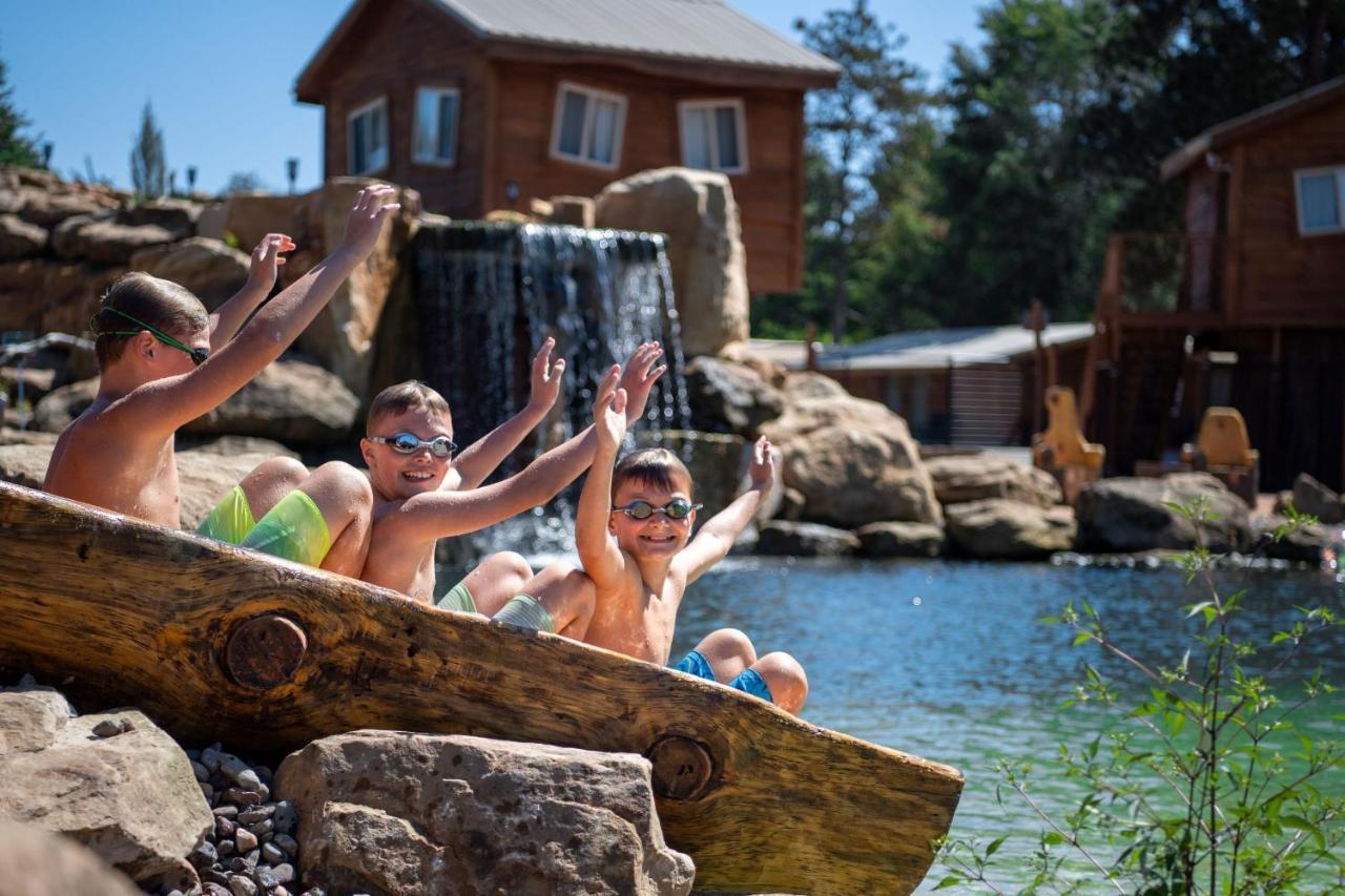 Natura Treescape Resort Уисконсин Делс Екстериор снимка