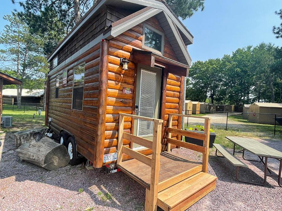 Natura Treescape Resort Уисконсин Делс Екстериор снимка