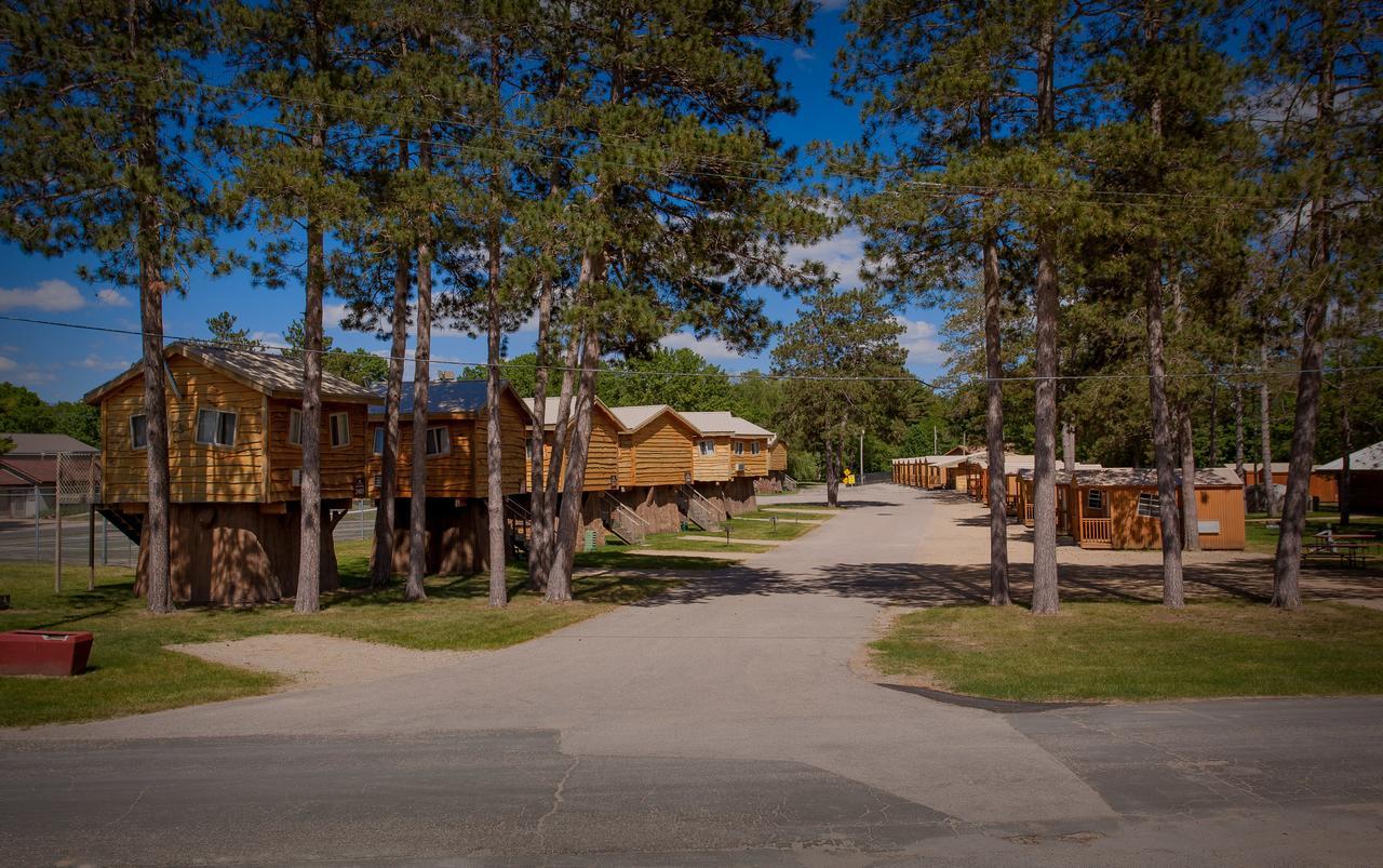 Natura Treescape Resort Уисконсин Делс Екстериор снимка