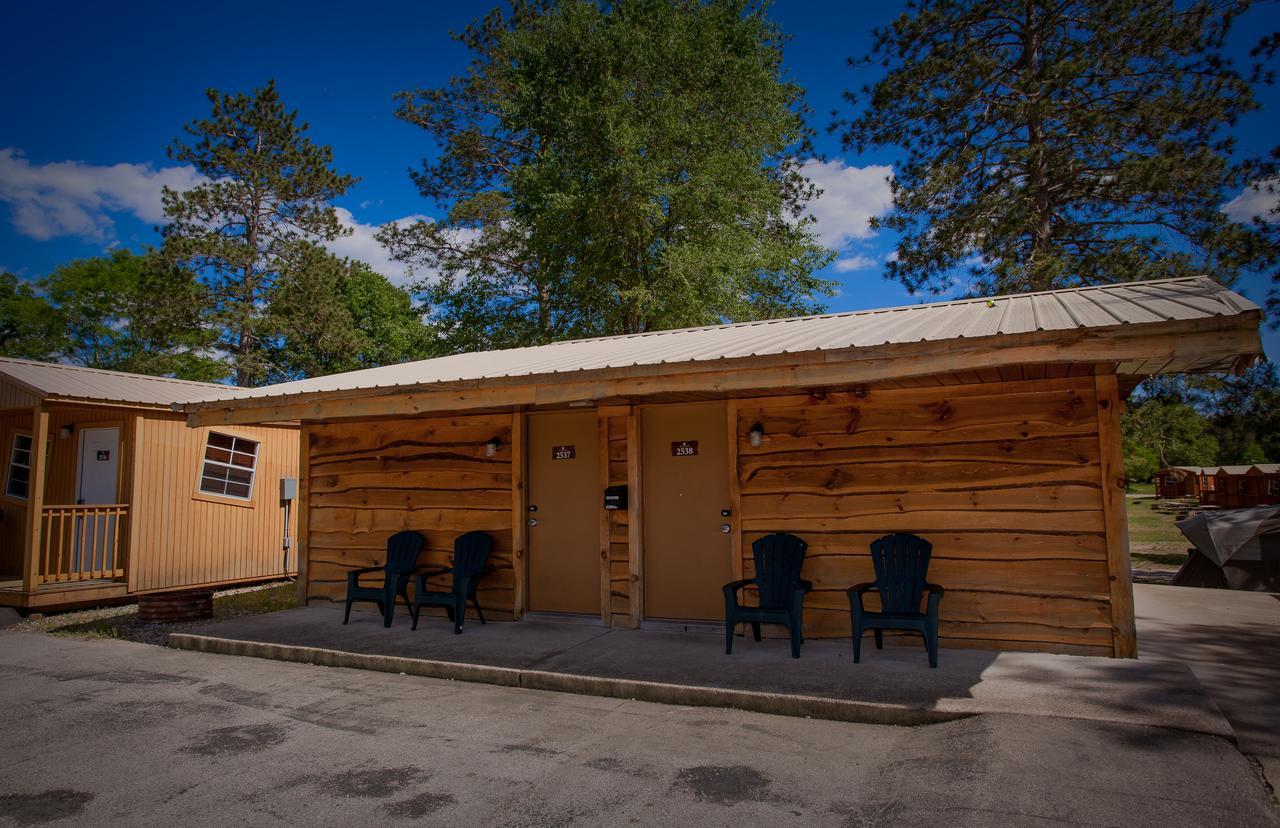 Natura Treescape Resort Уисконсин Делс Екстериор снимка